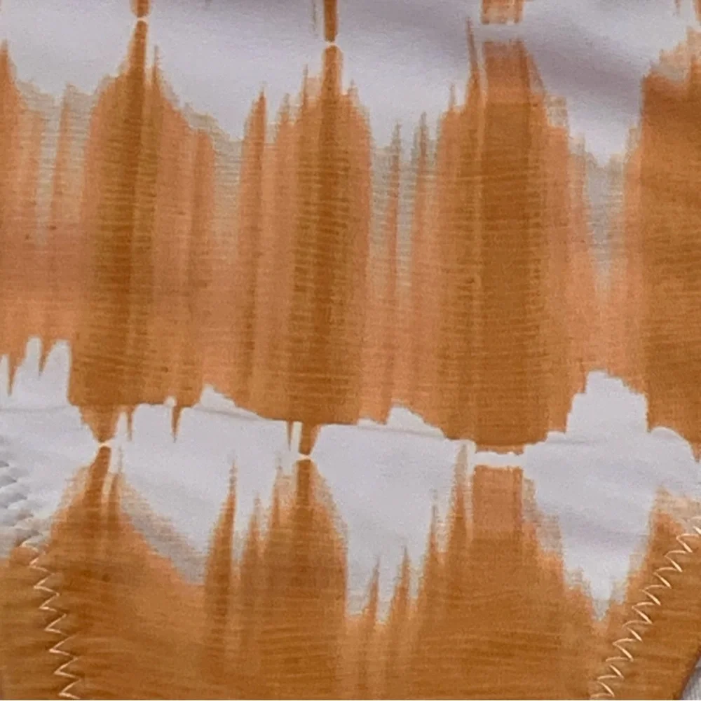 Jessica Simpson tie dye